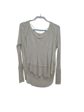 We The Free XS Beige Long Sleeve Thermal Top Layered Hem Textured Details 4215
